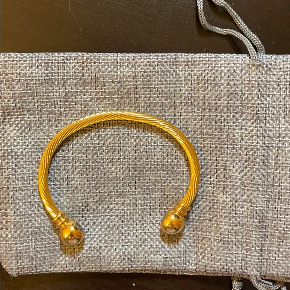 3/$25 gold magnetic bracelet - Picture 2 of 3